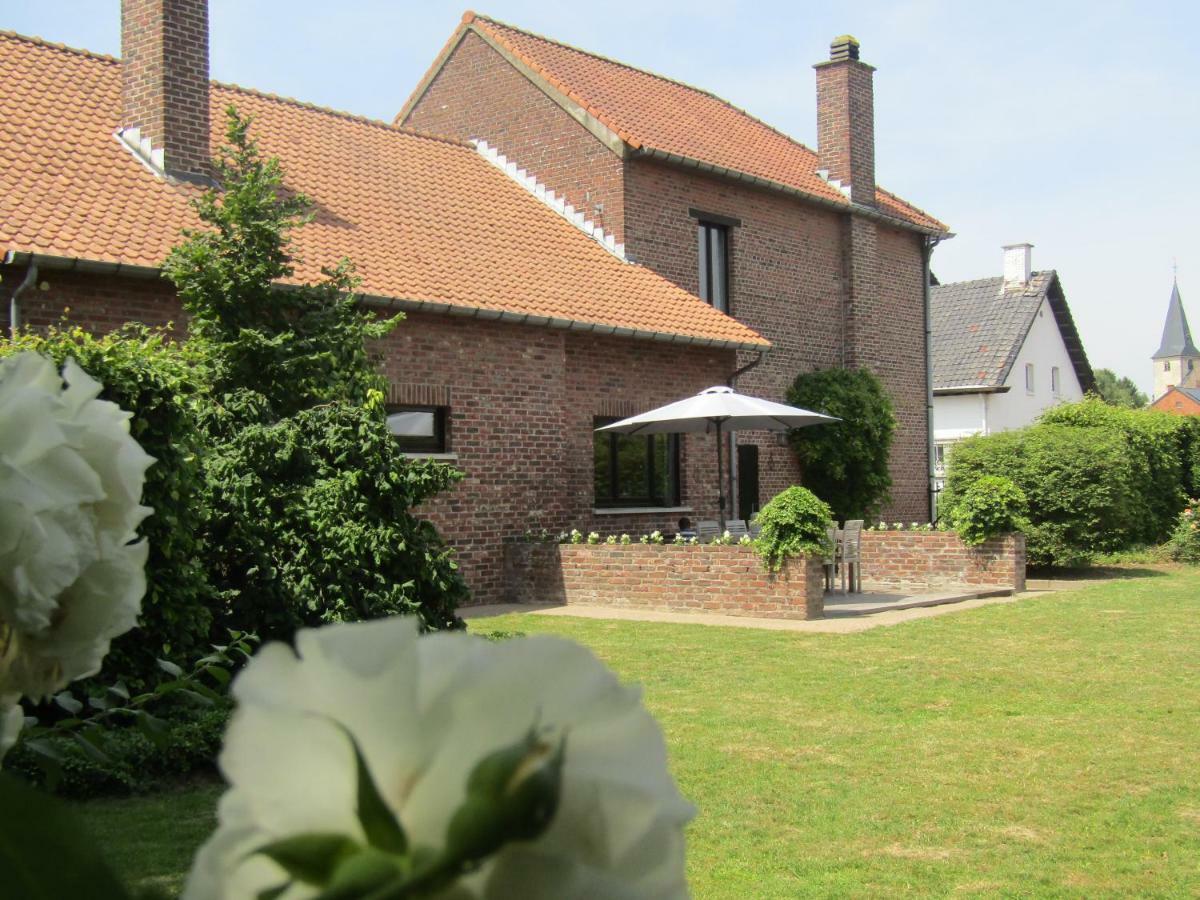 De Staberg Villa Bilzen Exterior photo